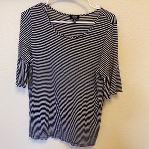 Flare sleeve shirt